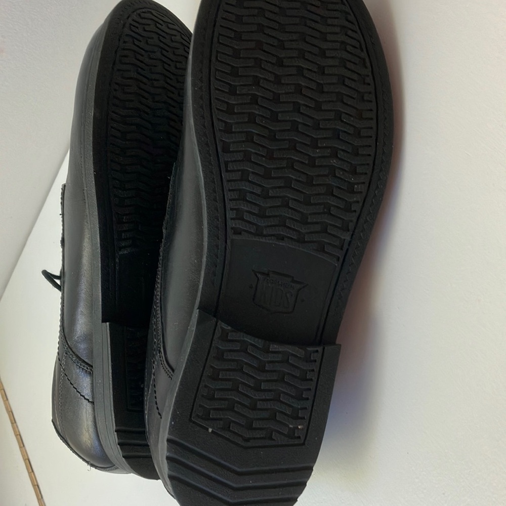 Classic Black Boys Dress Shoes - Picture 6 of 6